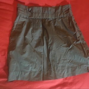 Comfortable Banana Republic mini, size 6